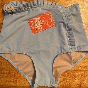 Kortni Jeane  Blue Fog Cascade bottoms size S